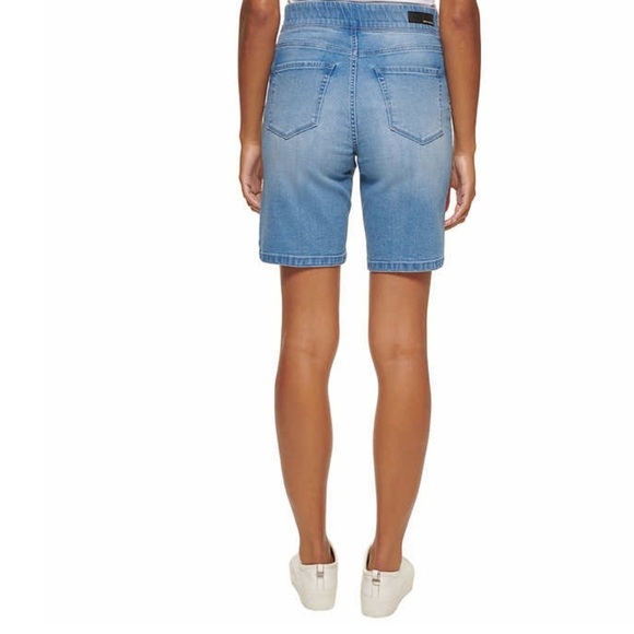 DKNY Jean Ladies' Bermuda Short Size:S - Picture 3 of 3
